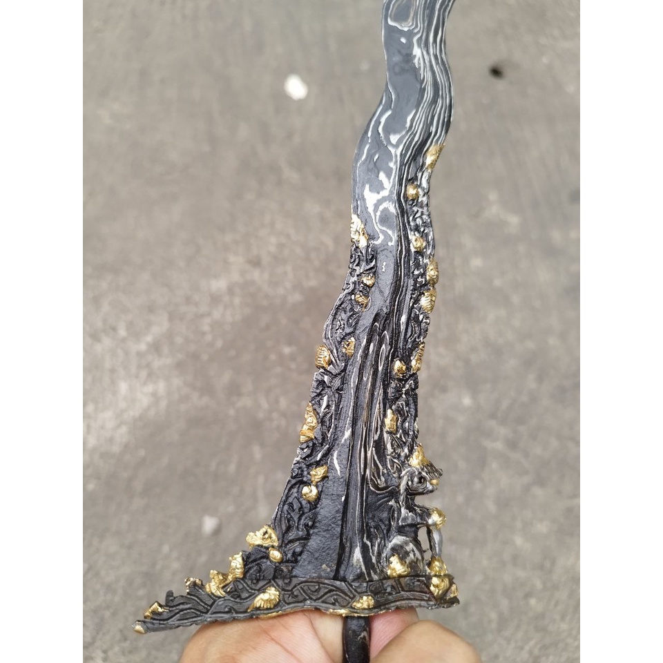 Keris kamardikan kinatah kamarogan singo barong luk 11