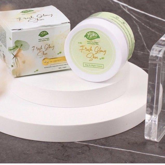 ● Mako by Seris Fresh Glowy Skin Day & Night Cream Mako by Series ➢