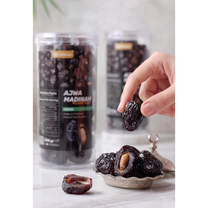 

KURMA KURMA AJWA MADINAH JUMBO PREMIUM VIP ORIGINAL 100% / KURMA NABI ASLI EL09I09A82L