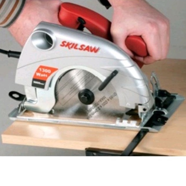PROMO Mesin Potong Kayu 7 Inch / Mesin Circular Saw 7 Inch SKIL 5300