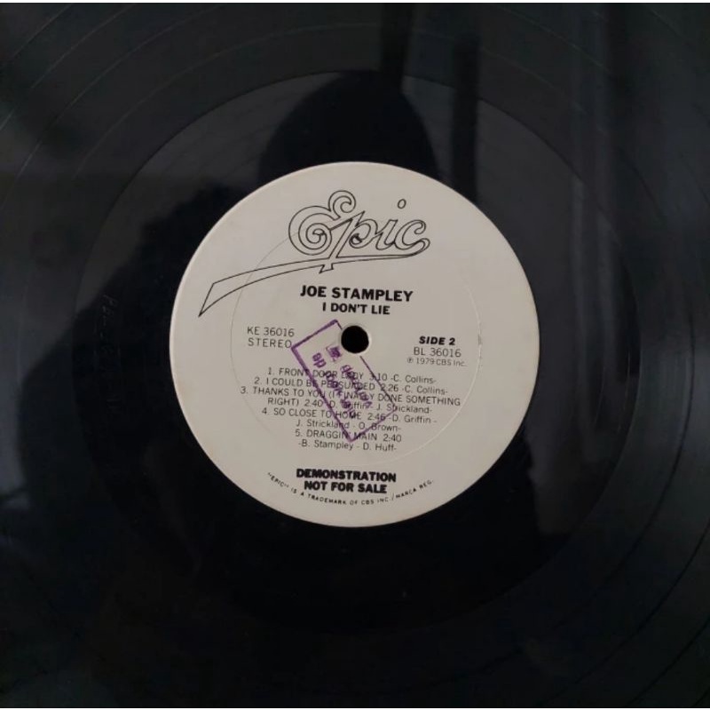 Vinyl Piringan Hitam 12 inch Joe Stampley I Don't Lie