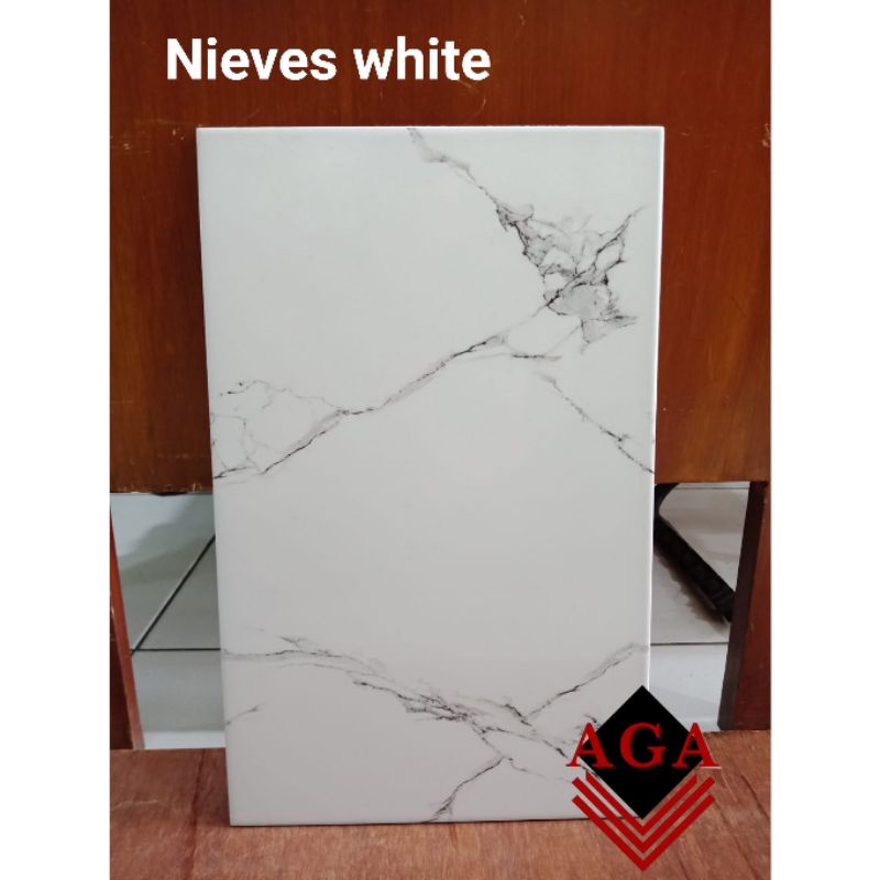KERAMIK DINDING 25X40 NIEVES WHITE