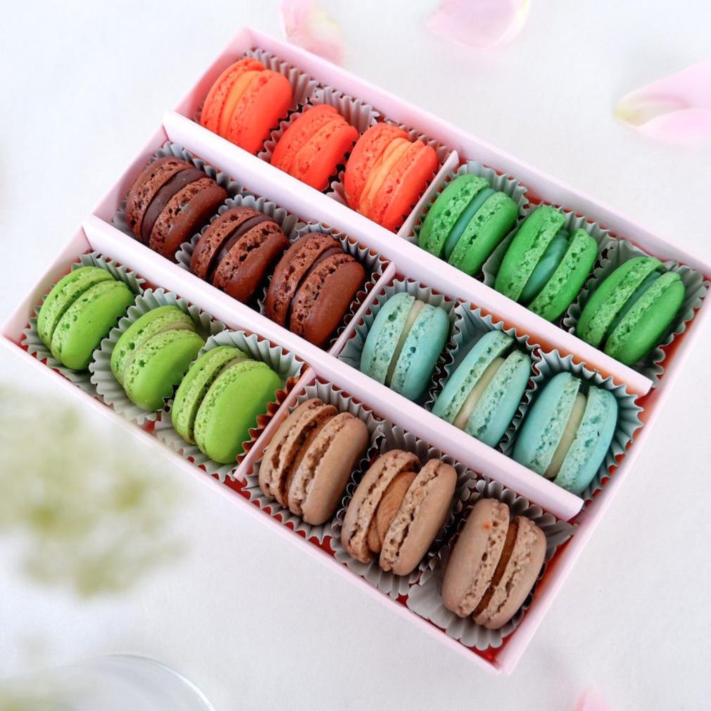 

Star 12.12 SPECIAL BABY MACARON 18 PCS