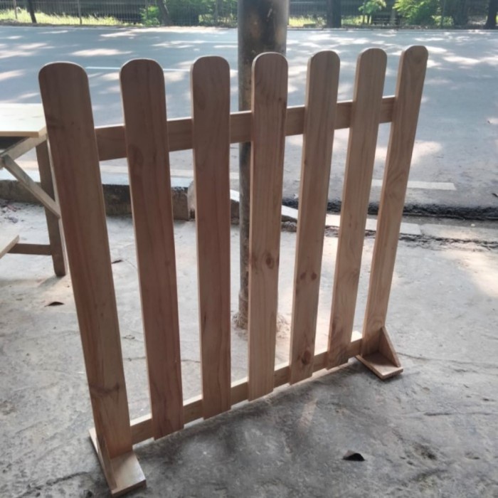 

Terlaris Pagar Kayu Pembatas Bisa Di Pindah