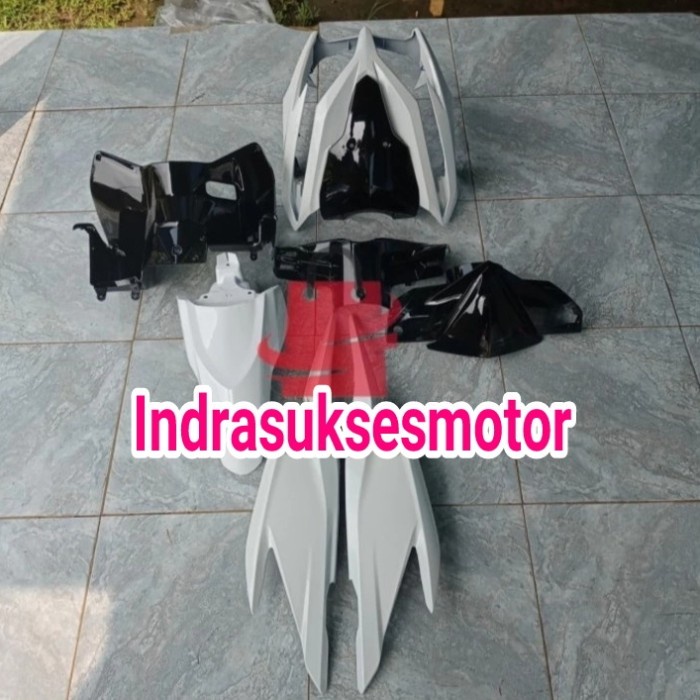 cover full body halus motor honda vario 125 OLD
