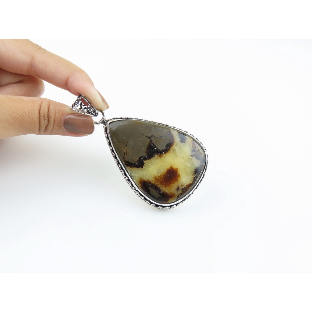 Liontin Jumbo Perak 925 dengan Permata Natural Septarian