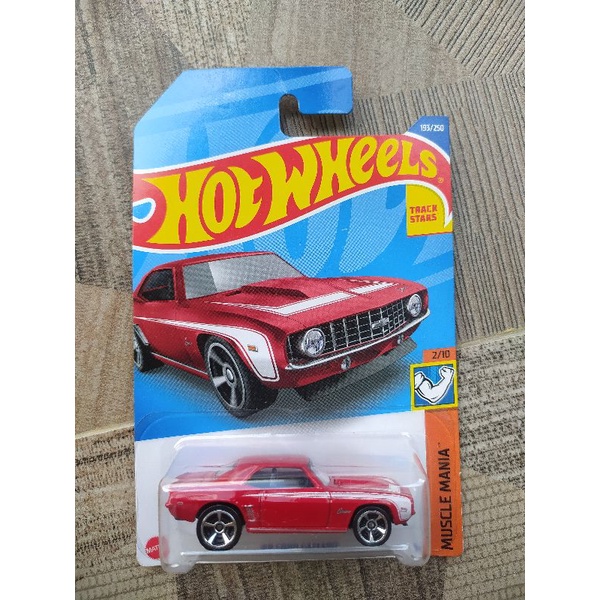 Hot Wheels 69 COPO CAMARO