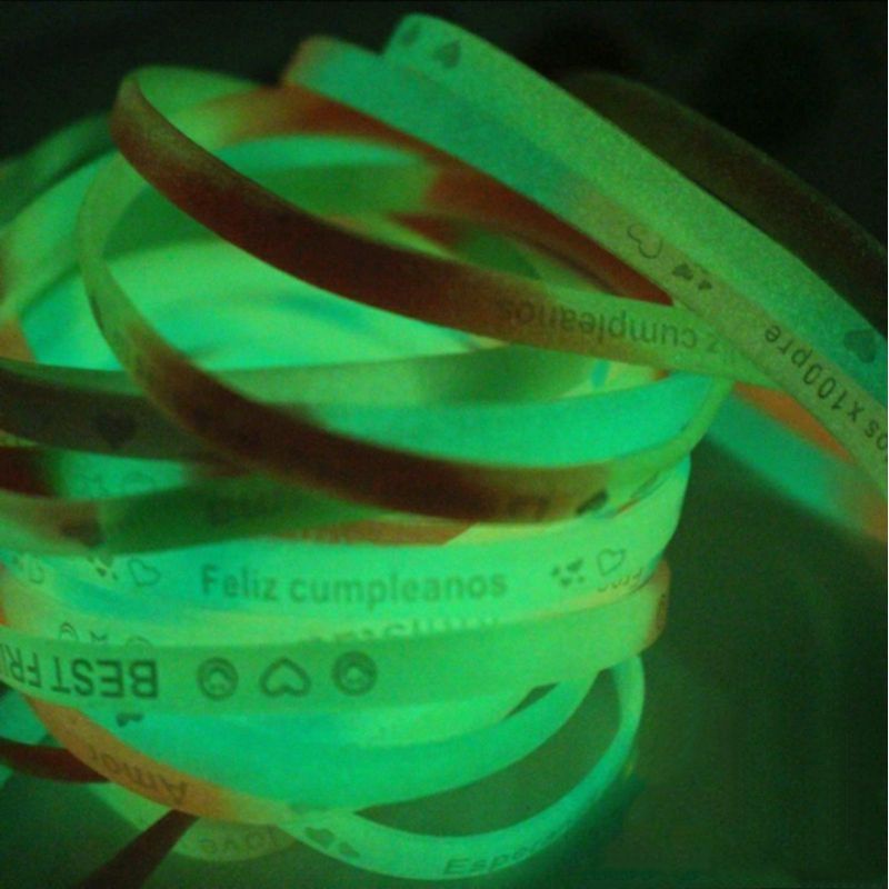 GELANG KARET GLOW IN THE DARK SILICCON (BEPINK OFFICIAL)