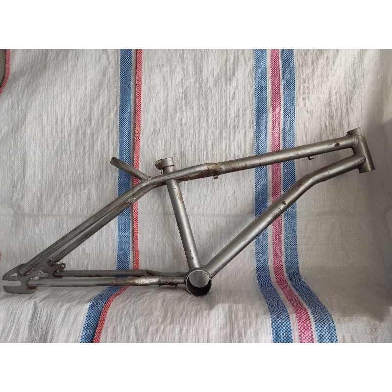 frame sepeda BMX silver bekas mirip GT vertigo