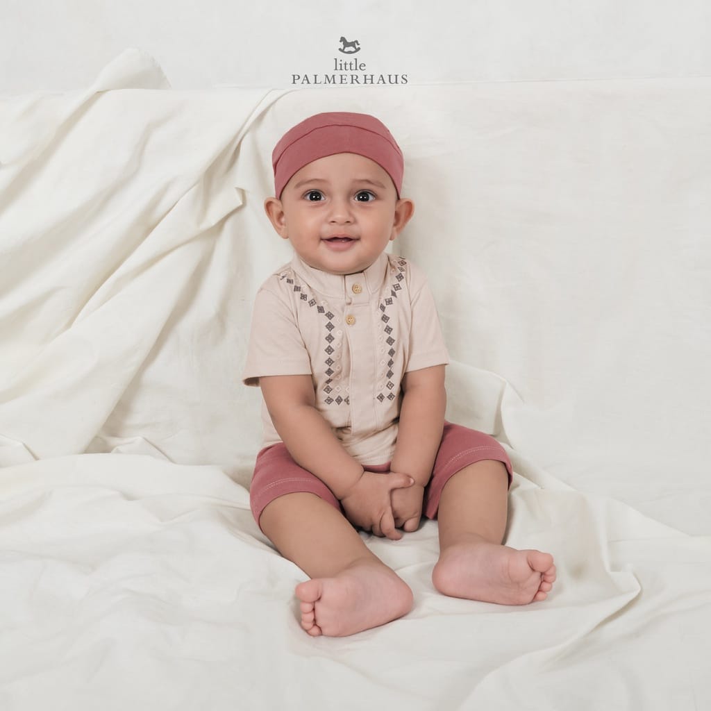 Little Palmerhaus Baby Setelan Koko &amp; Peci - WARNA RANDOM