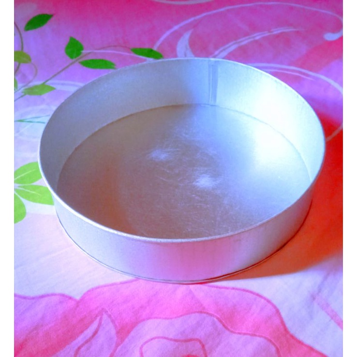 

loyang bulat lapis ukuran 20cm tinggi 7cm