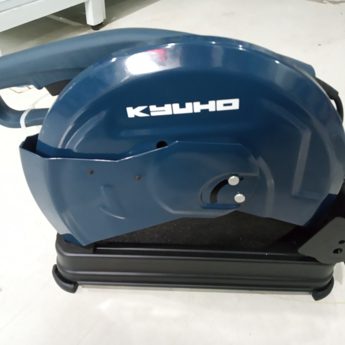 

Terlaris Kyuho Cut Off Ko 360