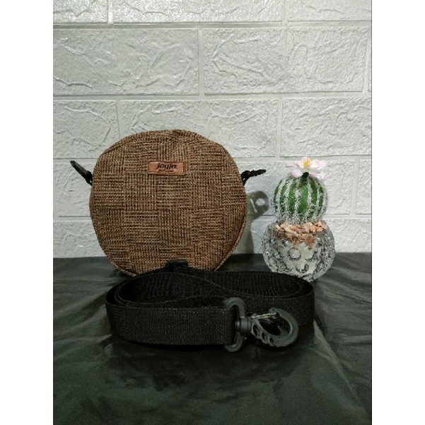 Tas Bulat Selempang khas Jogja Tas Jogja Malioboro