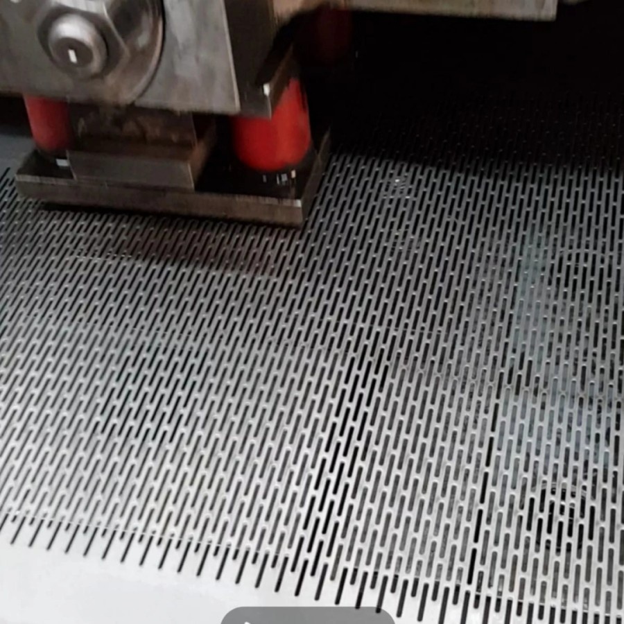 Plat Lubang Kapsul Saringan