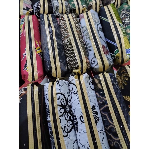 

Pensil Case Kotak Pensil Tempat Pensil Batik Souvenir