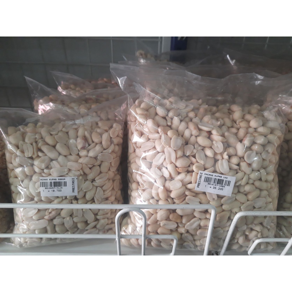 

Kacang Tanah Kupas Mentah 500gr/1kg