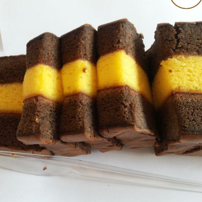 

✯ Spikoe Coklat Kismis Kue Lapis Surabaya dengan Resep Kuno Asli ❋