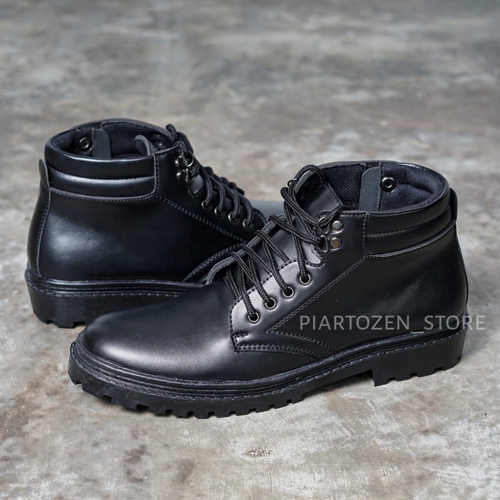 Sepatu Dinas Harian Pria TNI, Polri, Polisi, Satpam, dan Security Berkualitas Tinggi - Bahan Kulit Sintetis, Resleting, Tali Ikat, Sole Garuda Anti-Slip, Warna Hitam Kilap, Dan Doff