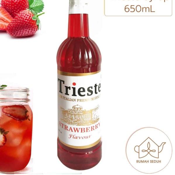 

➮ 650mL Sirup Strawberry merk Trieste - Sirup Stroberi ◙