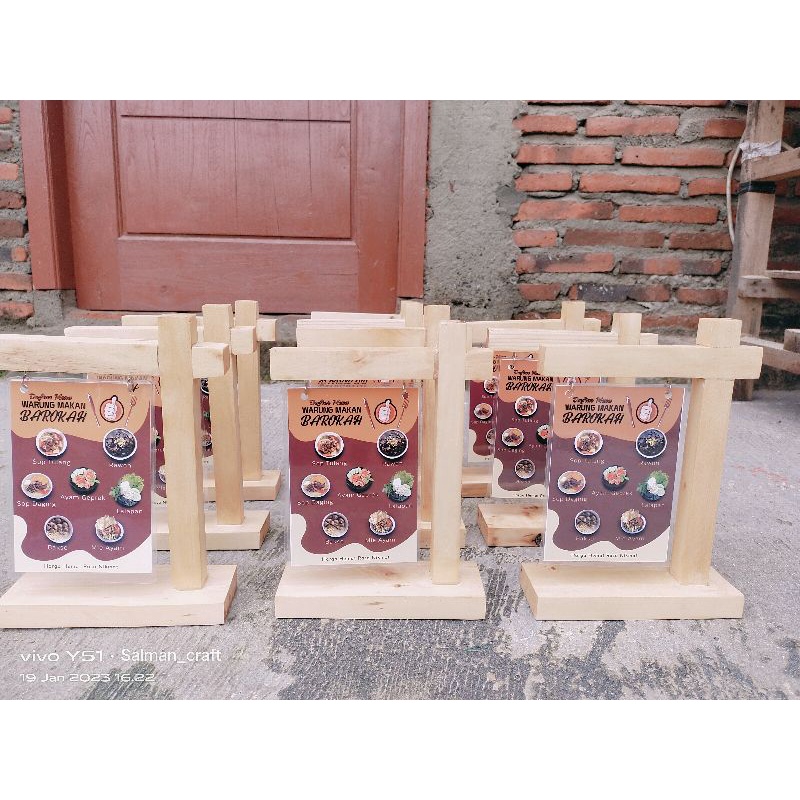 TEMPAT MENU KAYU/ STAND MENU