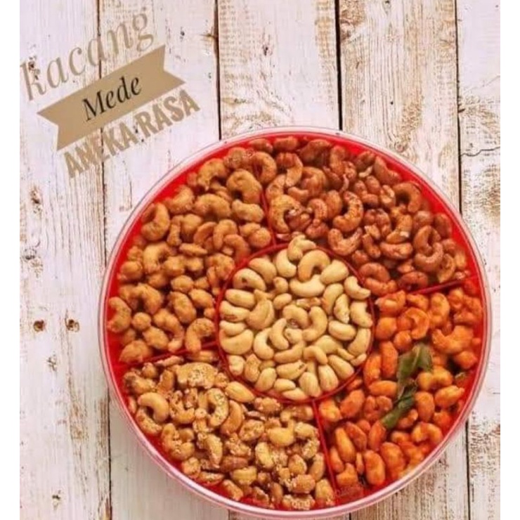 

KACANG MEDE TRAY DENGAN ANEKA RASA ( 900GR )