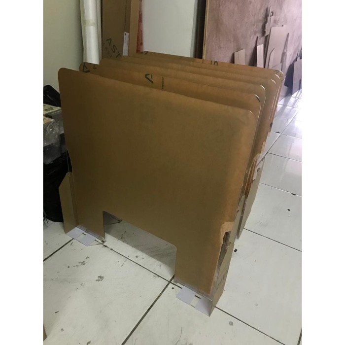 

Terlaris Partisi Akrilik - Sekat Pembatas Covid Corona Uk.60 X 60 Cm - 3 Mm