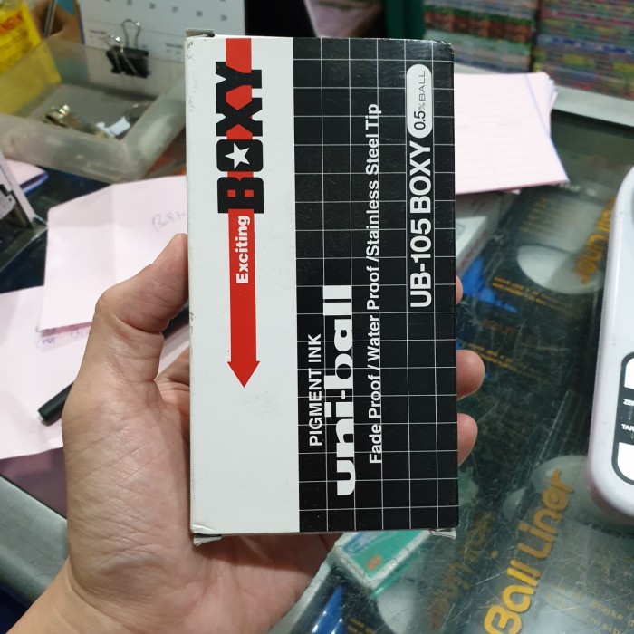 

Terlaris Pena Boxy Uniball 105 0.5
