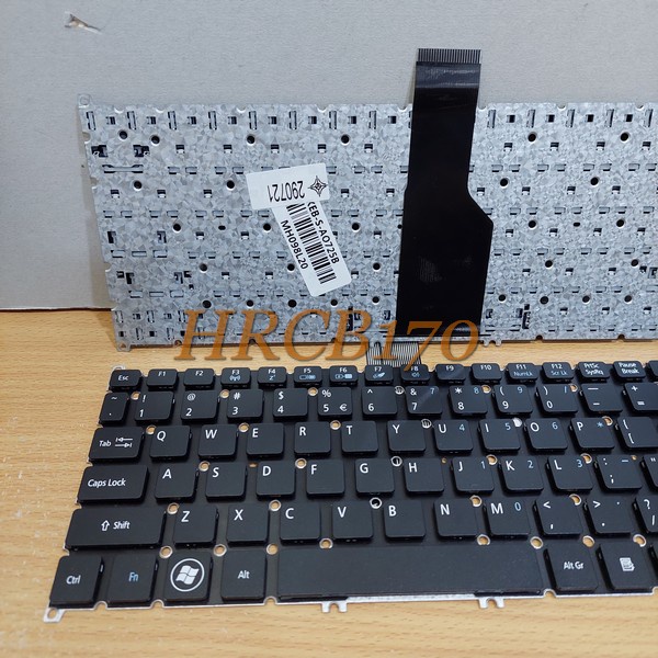 Keyboard Notebook Acer Aspire ONE 756 725 726 Series HITAM -HRCB