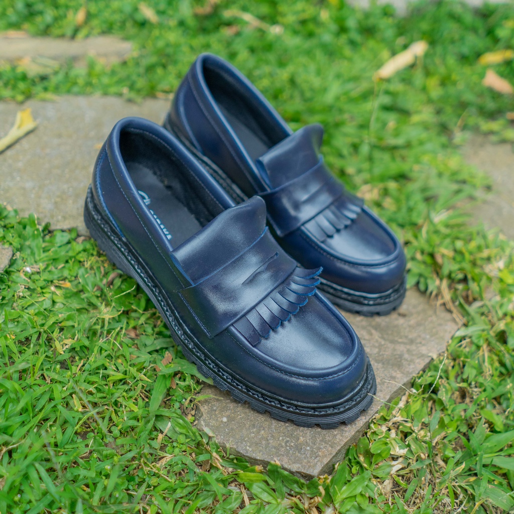 Sepatu Maga Loafers Pria Hitam, Navy, Coklat Original Caraka Footwear  | Sepatu Formal Casual Pria Keren Elegan | Sepatu Loafers Kerja Pria | Sepatu Kondangan Loafers Formal