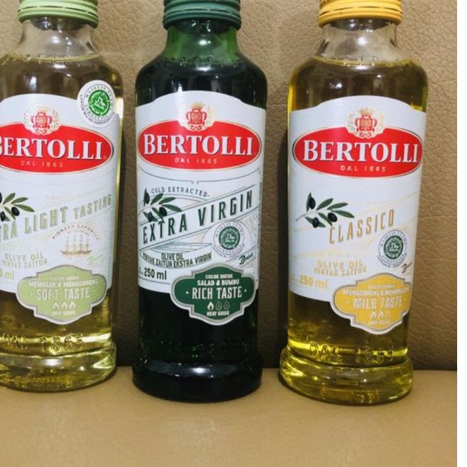 

♔ Minyak zaitun / olive oil / Bertolli 250ml / Bertolli 500ml/ virgin / extra virgin / extra light ❄