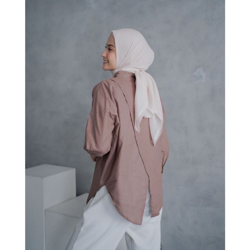 Kemeja Oversize Nelka Linen  - Halus Adem