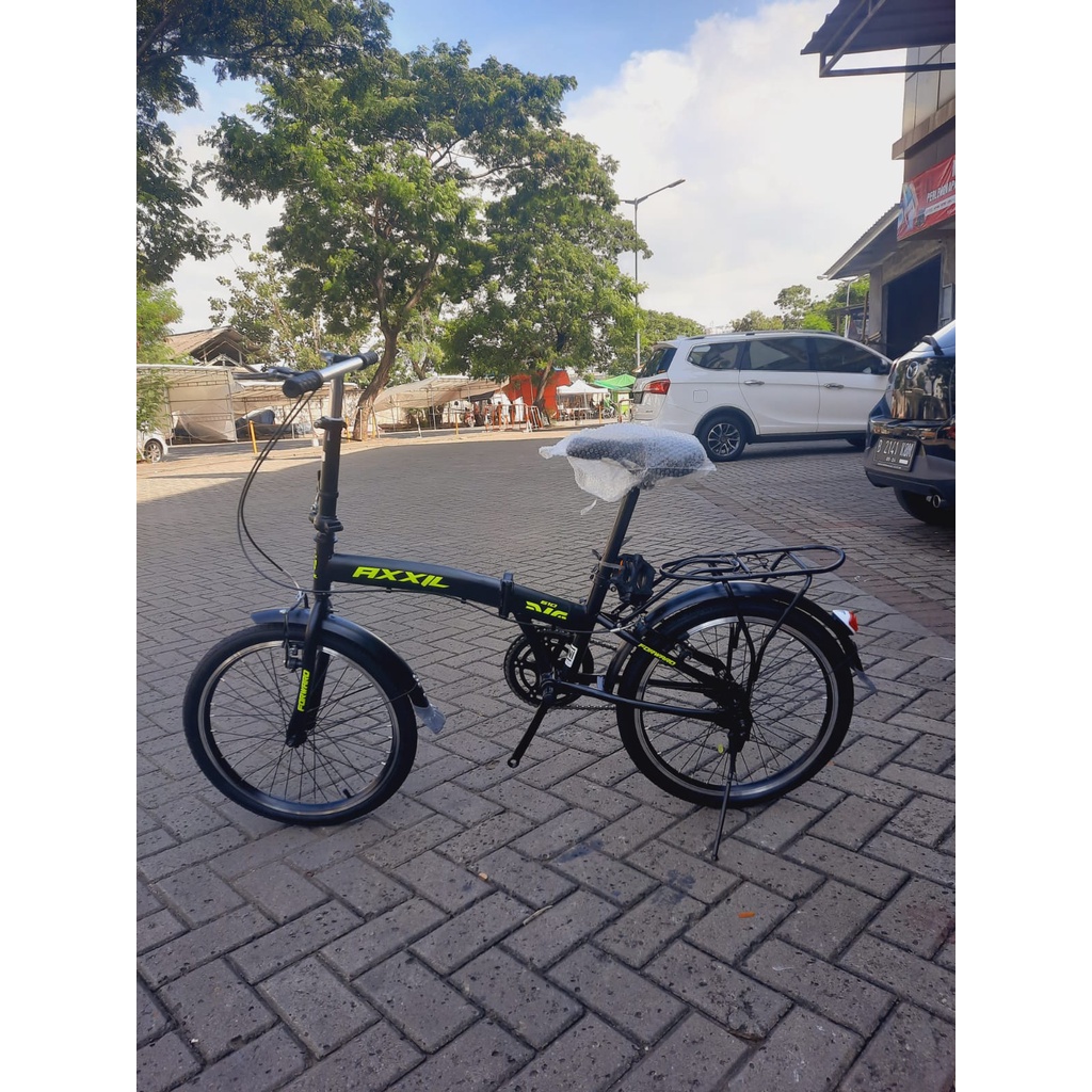 sepeda lipat ,folding bike 20 forward singgle speed axxil 615