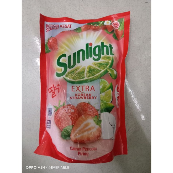 SUNLIGHT KOREAN STRAWBERRY 560 ML