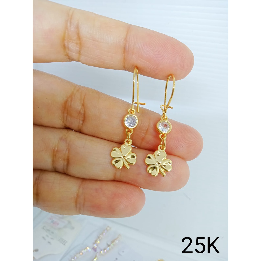 ANTING PERHIASAN IMITASI LAPIS EMAS