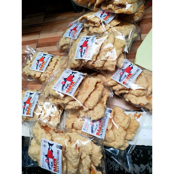 

BAKER IKAN TENGGIRI (Batagor Kering Ikan Tenggiri)