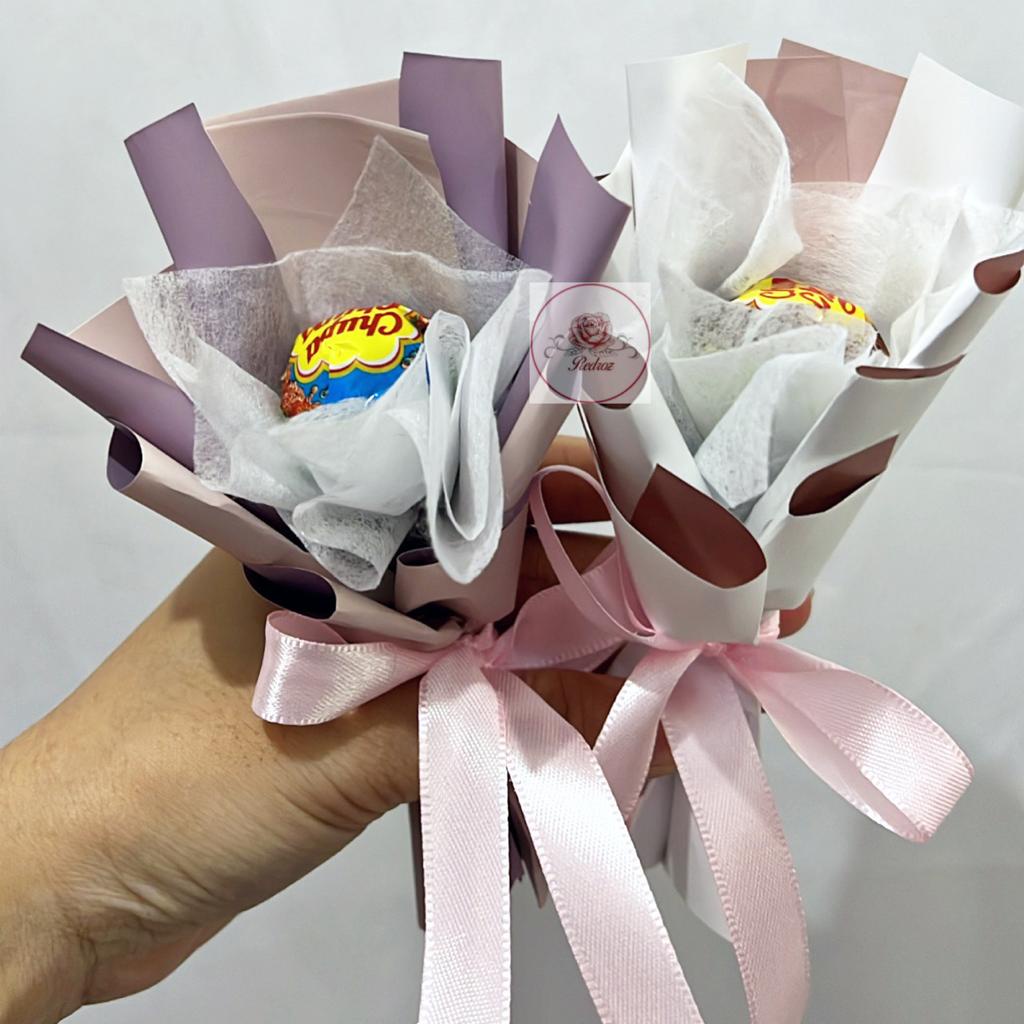 

Buket Permen Mini Kecil / Buket Lolipop / Souvenir Mini / Hadiah Anak
