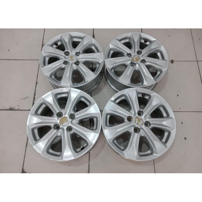 Velg Bekas Mobil Original Oem STD JAZZ S Ring 15 Lebar 5,5 Hole 4X100 ET53 SILVER Untuk Jazz Brio Ca