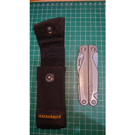 Leatherman Charge TTi Titanium dg Nylon Sheat S30V blade Multitools