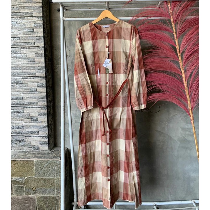 Expand | Gamis strip coklat size : L brand matahari ori