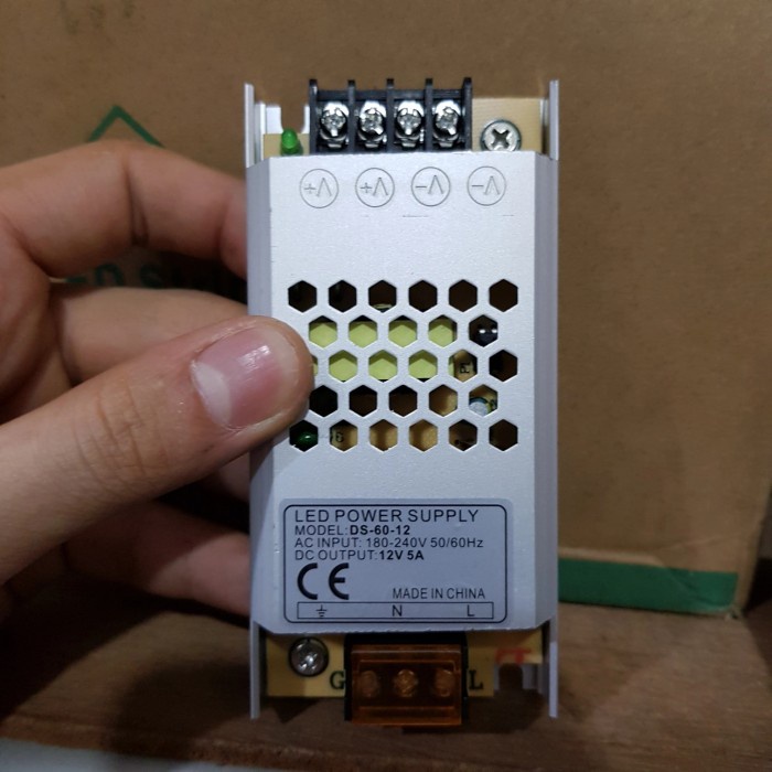 AC Mini Power Supply Mini SLIM Output DC 12V 5A 60Watt Input AC 220V(H9T2) AC Mini Pendingin Ruangan