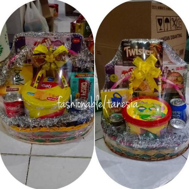 

Produk - Model Pendek Parcel Lebaran/Idul Fitri/Natal/Tahun Baru/Hampers/Seserahan/Parsel Murah/Model Padat Promo Best Seller!!