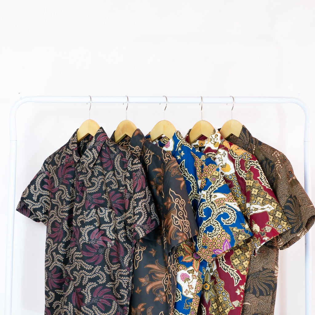BATIK PRIA LENGAN PENDEk (PACKING MODEL ALISAN) LENGAN PENDEK