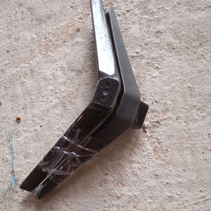 bonus sekrup kaki tv led aqua 32aqt6100