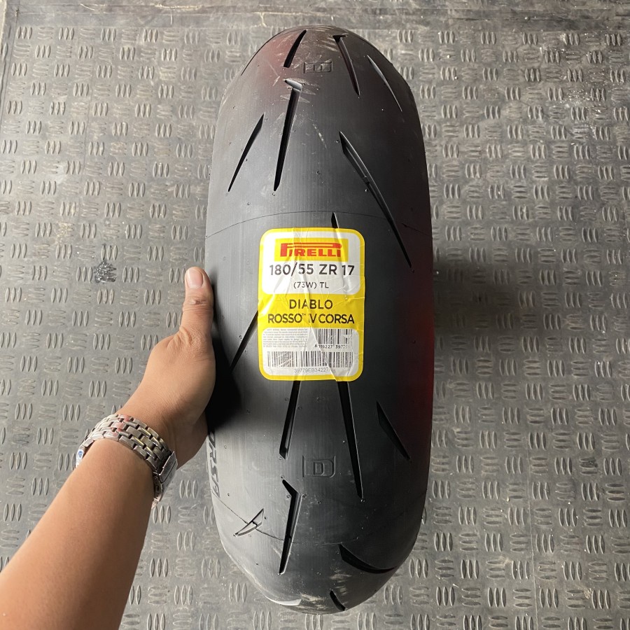 Ban Pirelli Diablo Rosso IV 4 Corsa 180/55-17 ZX25R ZX6R Z800 Z900 R6 MT09