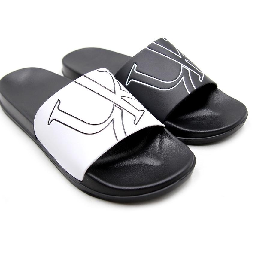 ♤ [ORIGINAL] SANDAL PRIA YONGKI KOMALADI OL-IVN4412-21 HITAM/PUTIH ◙