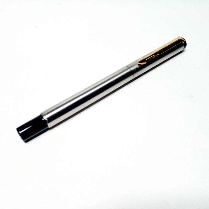 pulpen parker vector - rollerball pen - original parker