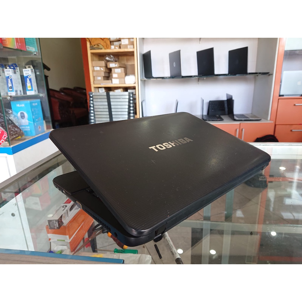 Laptop Pelajar TOSHIBA SATELITE C800D Ram 4Gb SSD 128Gb