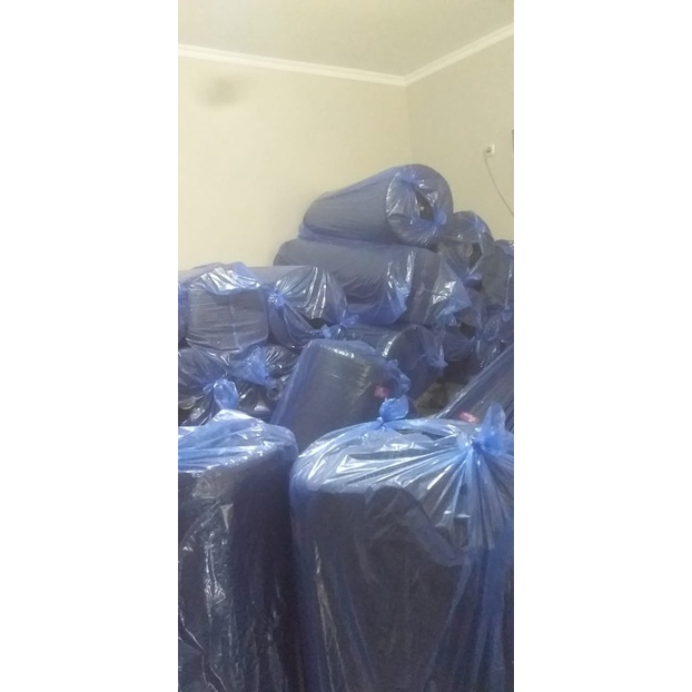 BUBBLE WRAP HITAM 120CM X 50M