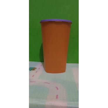 toples besar tupperware second