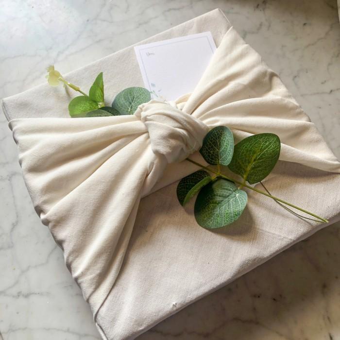 

Additional Packaging Furoshiki 076